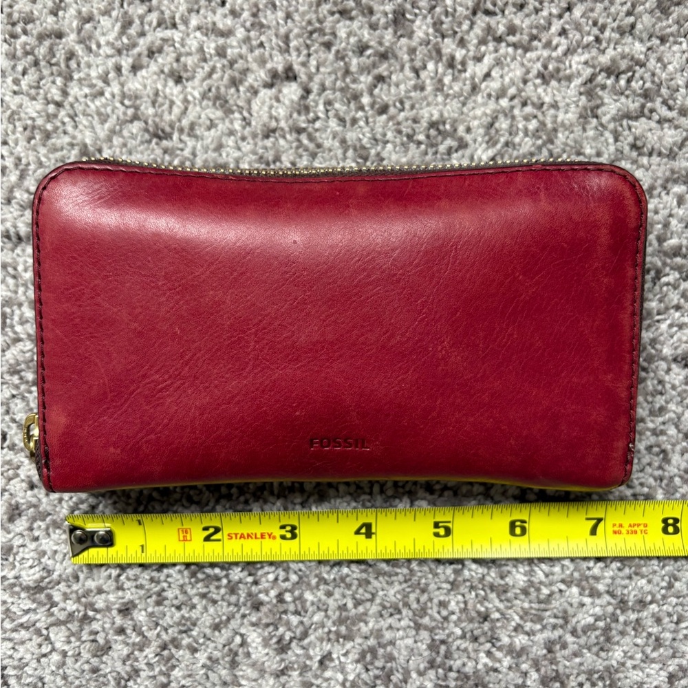 Fossil Vintage Cherry Red Leather Zip Around Wallet Clutch – Rare Ruby Red - Picture 6 of 7